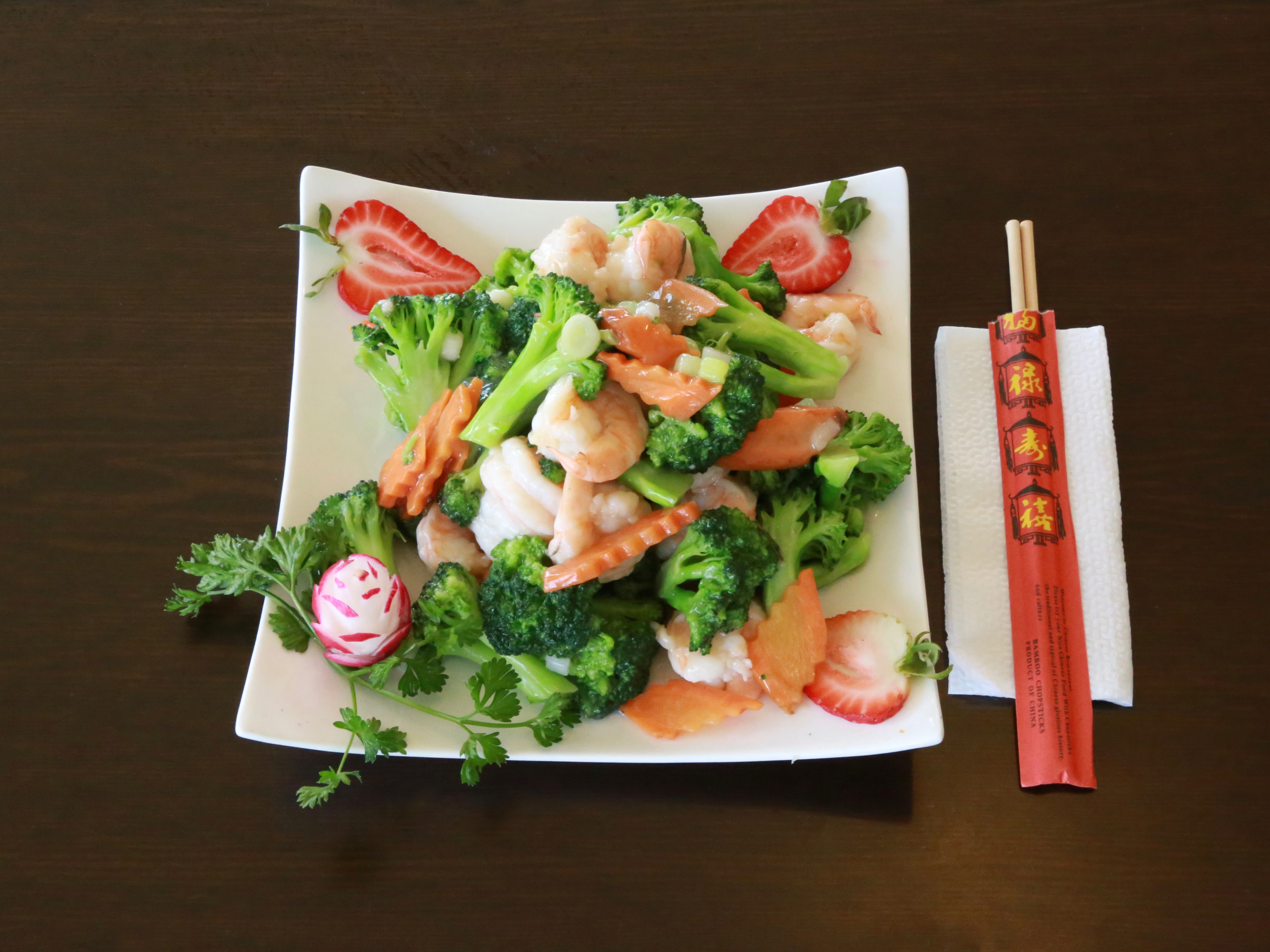 Order 49. Shrimp with Broccoli food online from Talk and Wok Cafe store, Hyde Park on bringmethat.com
