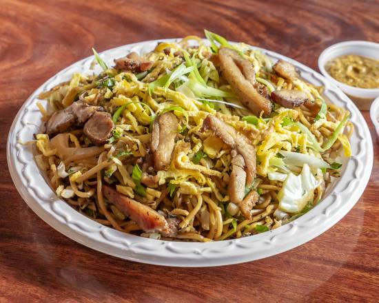 Order Chicken Chow Mein food online from The Everest Momo store, Sunnyvale on bringmethat.com