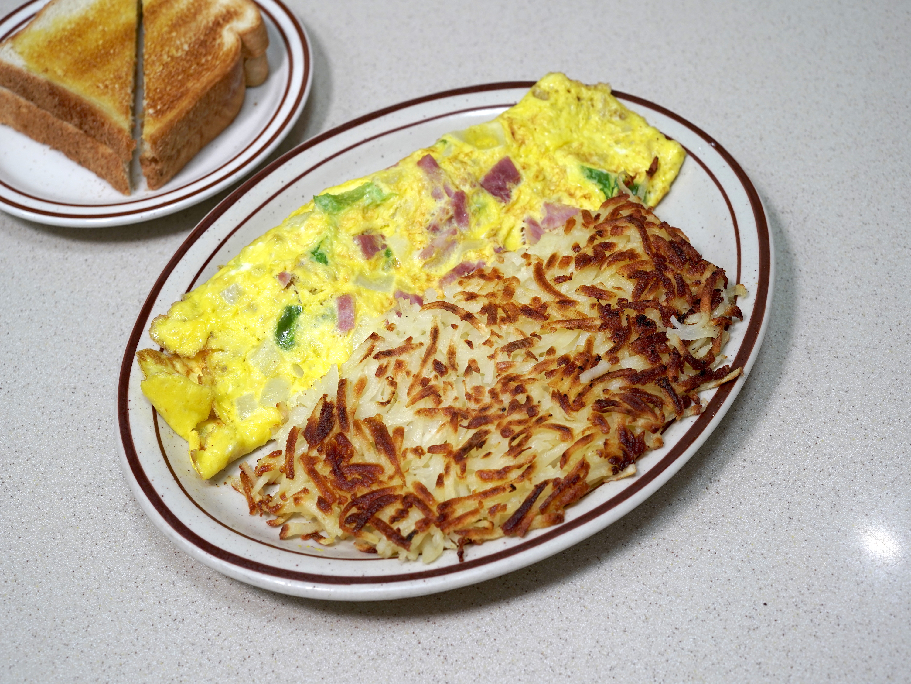 Order Western Omelette food online from Leo's Coney Island store, Rochester on bringmethat.com