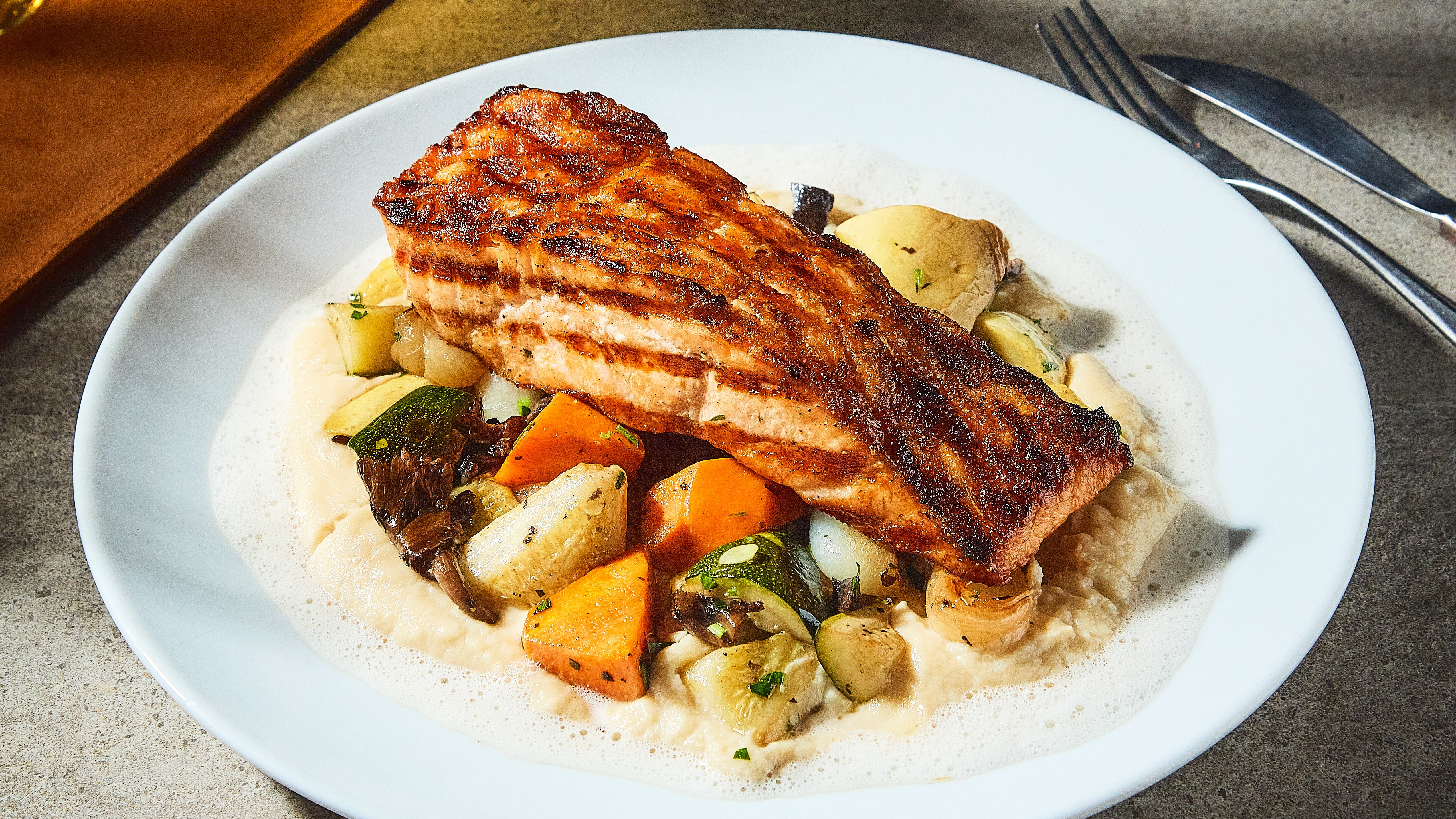 Order Grilled Salmon food online from Della Terra store, Los Angeles on bringmethat.com
