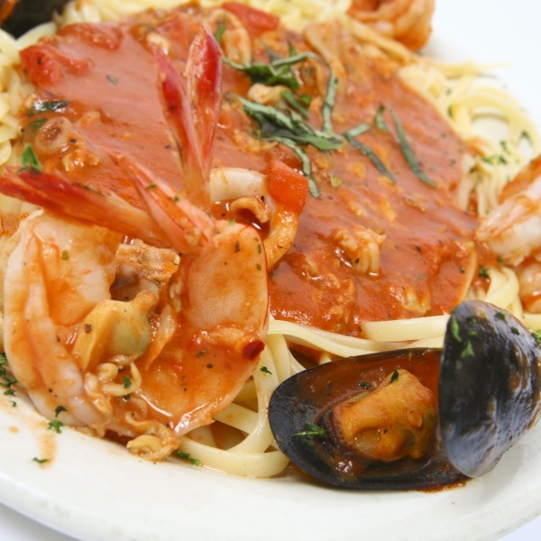 Order Coastal Linguini Pescatore food online from Napoli Pizza & Pasta - Beechnut St. store, Houston on bringmethat.com