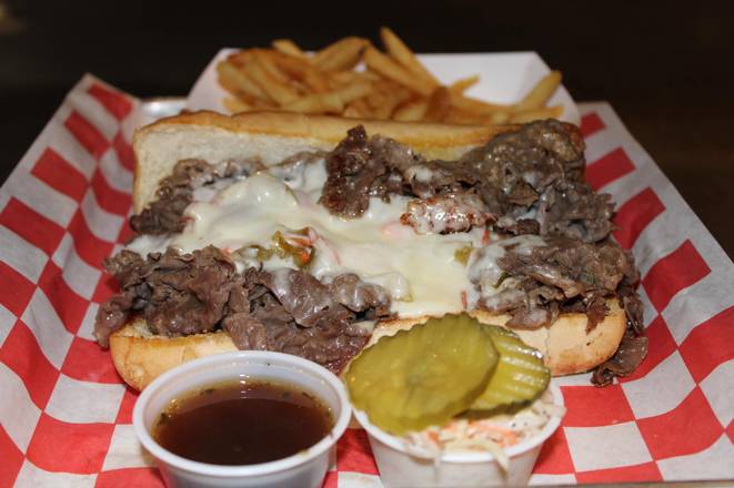Order Italian Beef food online from Throwback Sports Bar store, St Charles on bringmethat.com