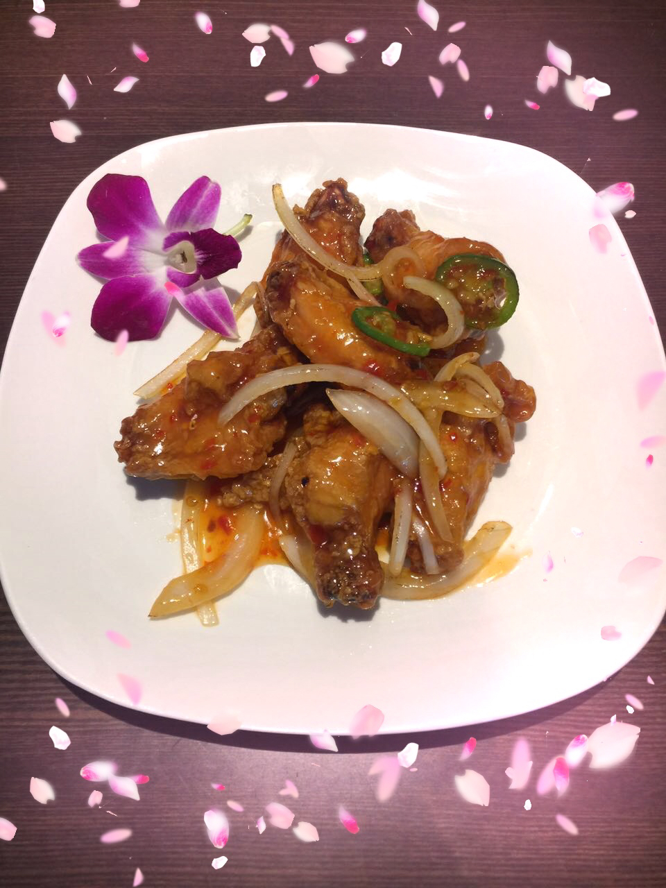 Order 6 Piece Thai Style Chicken Wings food online from Oishii Asian Fusion store, Rocky Point on bringmethat.com
