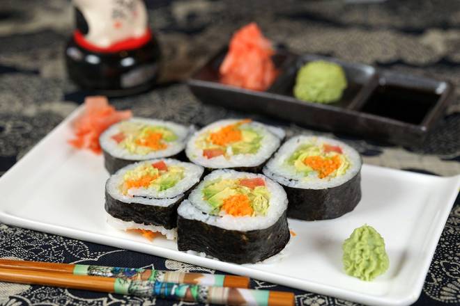 Order Vegetable roll food online from Osaka sushi express & fresh fruit smoothies store, Chicago on bringmethat.com