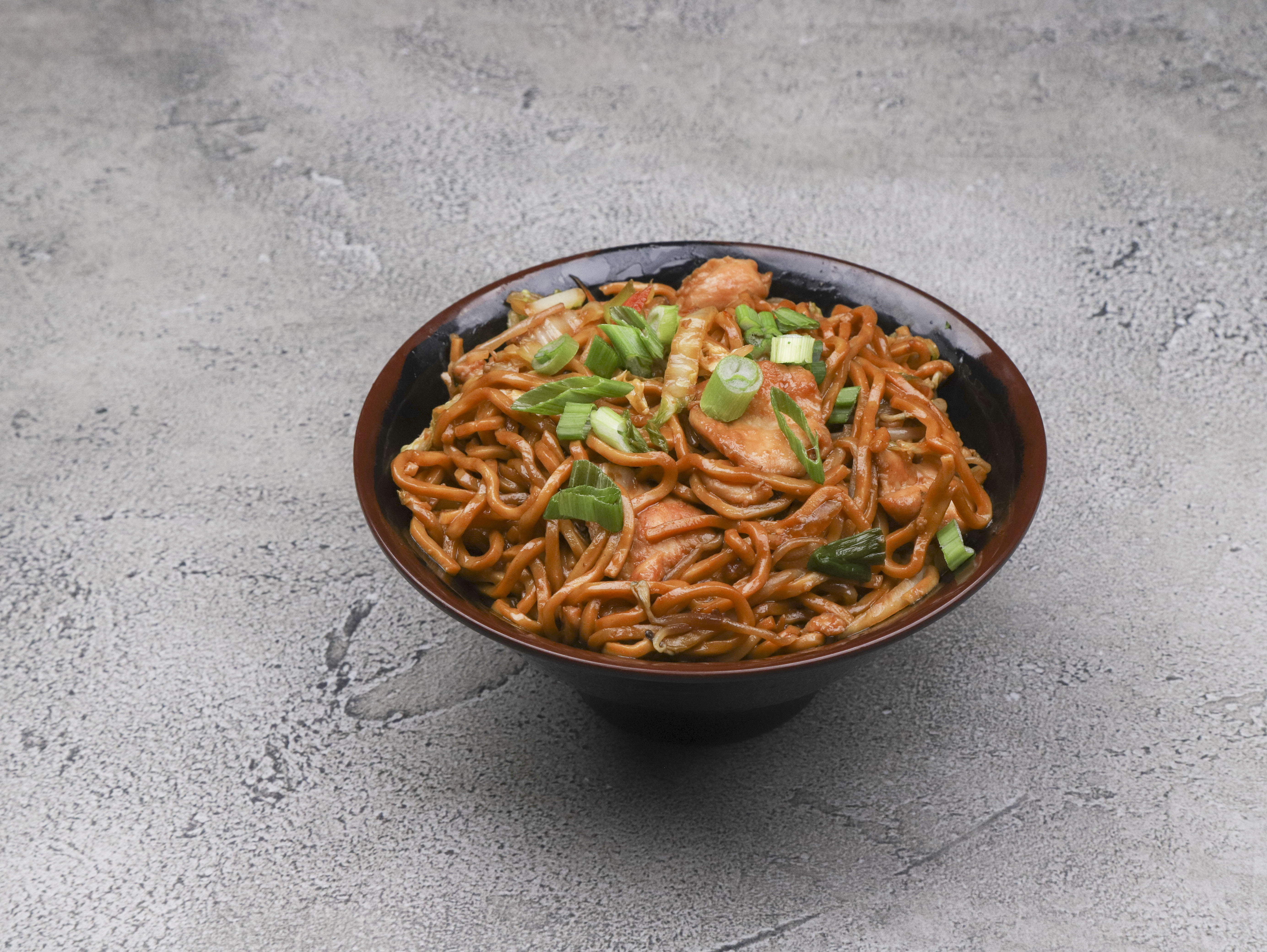 Order Chicken Lo Mein food online from Fortune Chinese American Restaurant store, Philadelphia on bringmethat.com