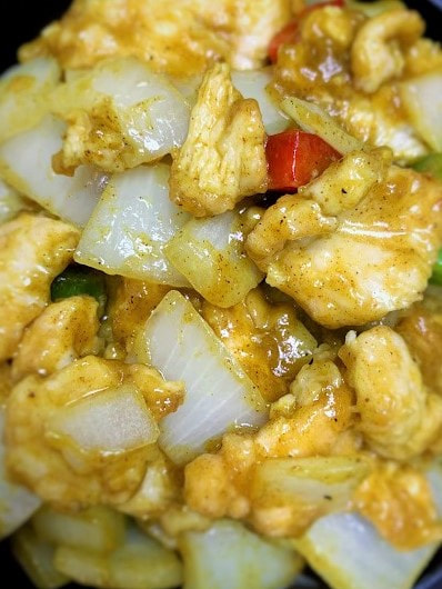 Order 104. Curry Chicken with Onions food online from Panda Garden store, Newtown on bringmethat.com