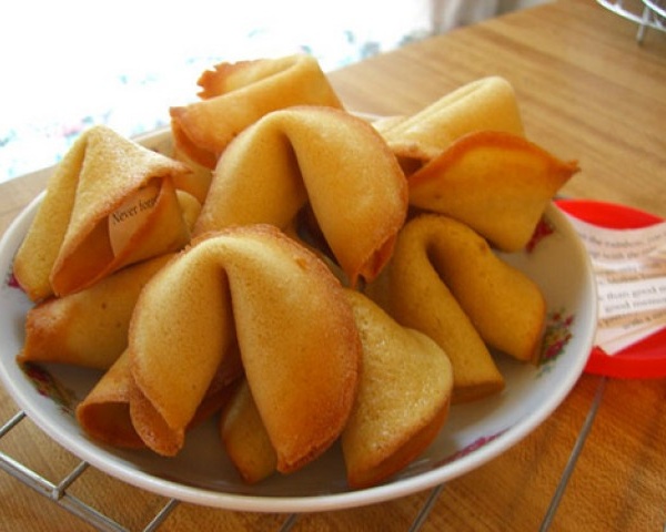 Order 5 Fortune Cookies food online from China Gourmet store, Palmetto Bay on bringmethat.com