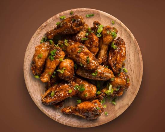 Order 6 Pcs Bone-In Wings food online from Chicken Wing Co. store, Indianapolis, on bringmethat.com