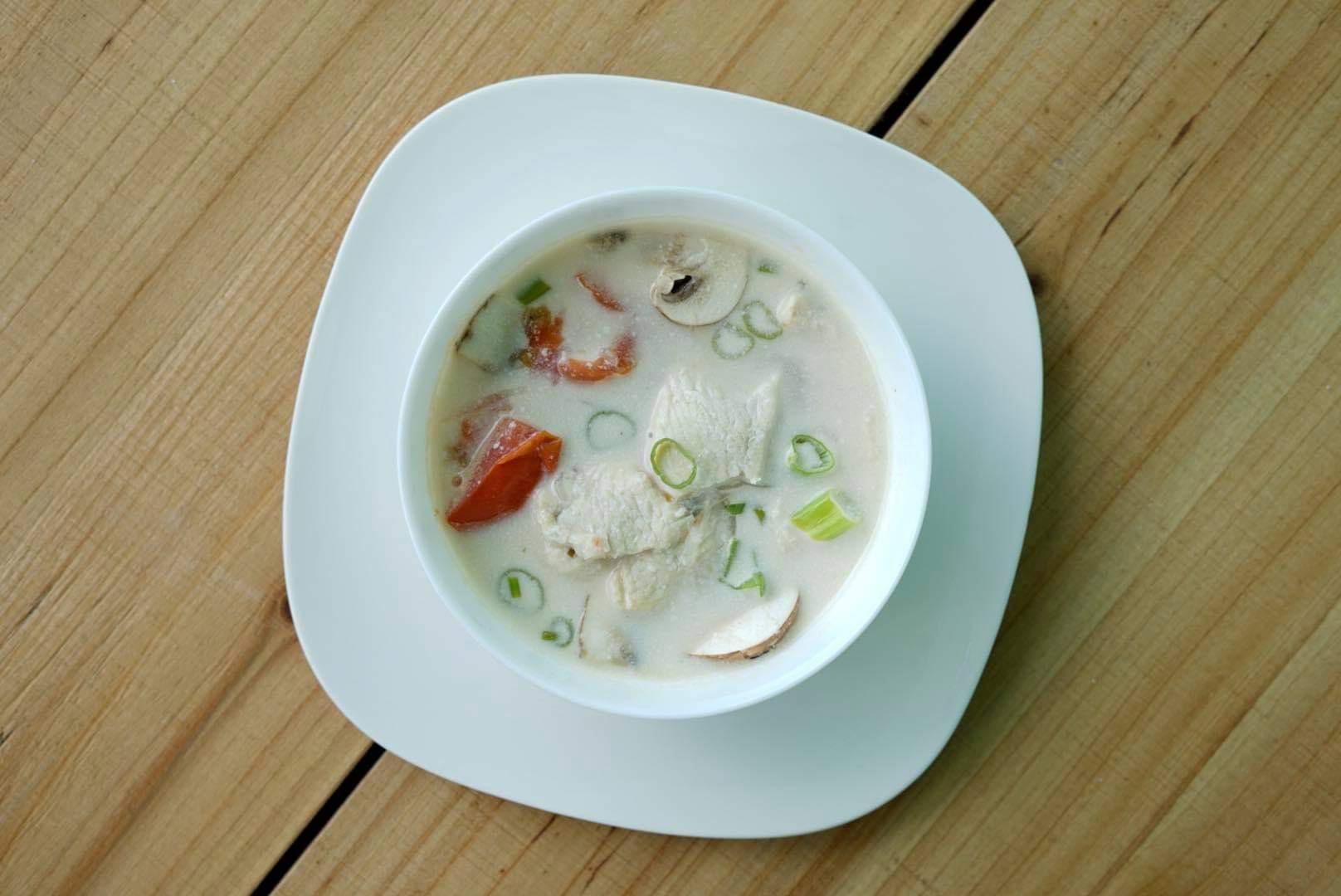 Order Tom Kha Soup food online from Taan Thai store, Bergenfield on bringmethat.com