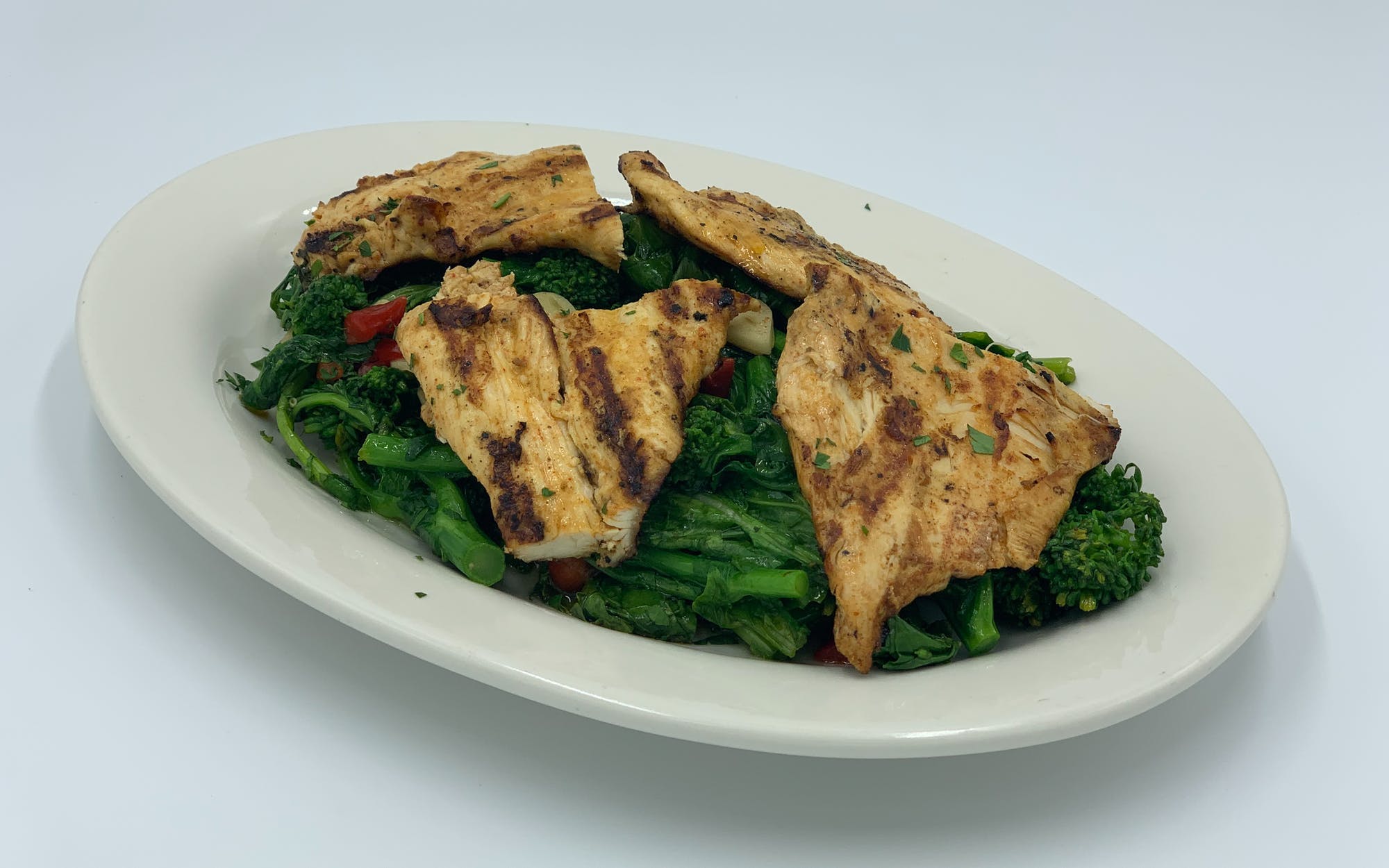 Order Grilled Chicken with Broccoli Rabe - Entree food online from Mario Pizza store, Westbury on bringmethat.com