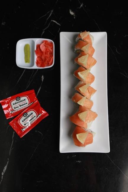 Order 49er Roll (8 pcs) food online from Sushi Obsession store, Vallejo on bringmethat.com