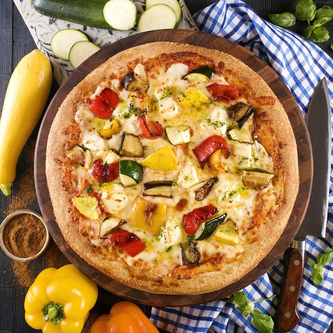 Order Roasted Veggie Pizza - Medium 12" (6 Slices) food online from Pats Select Pizza | Grill store, Gloucester on bringmethat.com