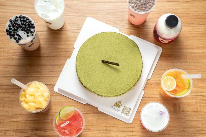 Order Matcha Mille Crepe Cake 抹茶千层蛋糕 （ W） food online from Timeless Tea store, Bellevue on bringmethat.com