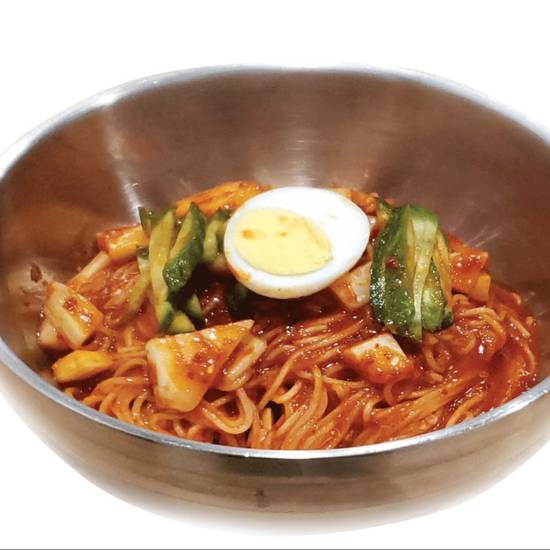 Order 12. Cold Spicy Noodles food online from Jeonju Hyundaiok store, Los Angeles on bringmethat.com