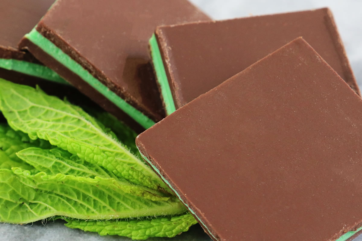 Order 2 lb. Dark Chocolate Mint Sandwiches food online from Fernwood Finest Candies store, Midvale on bringmethat.com