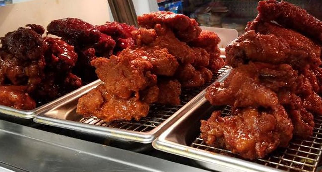 Order Wings food online from Jays Chicken store, Cincinnati on bringmethat.com