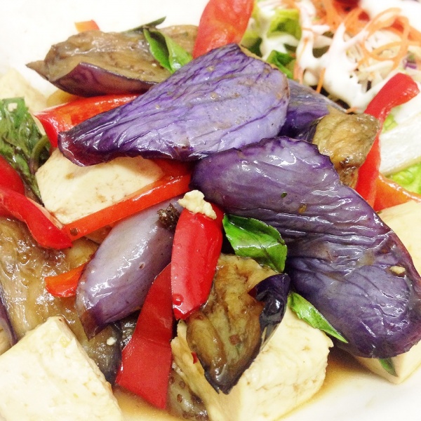 Order Eggplant Entree food online from Modern Thai store, San Francisco on bringmethat.com