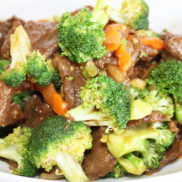 Order Broccoli Beef food online from City Dragon store, San Diego on bringmethat.com