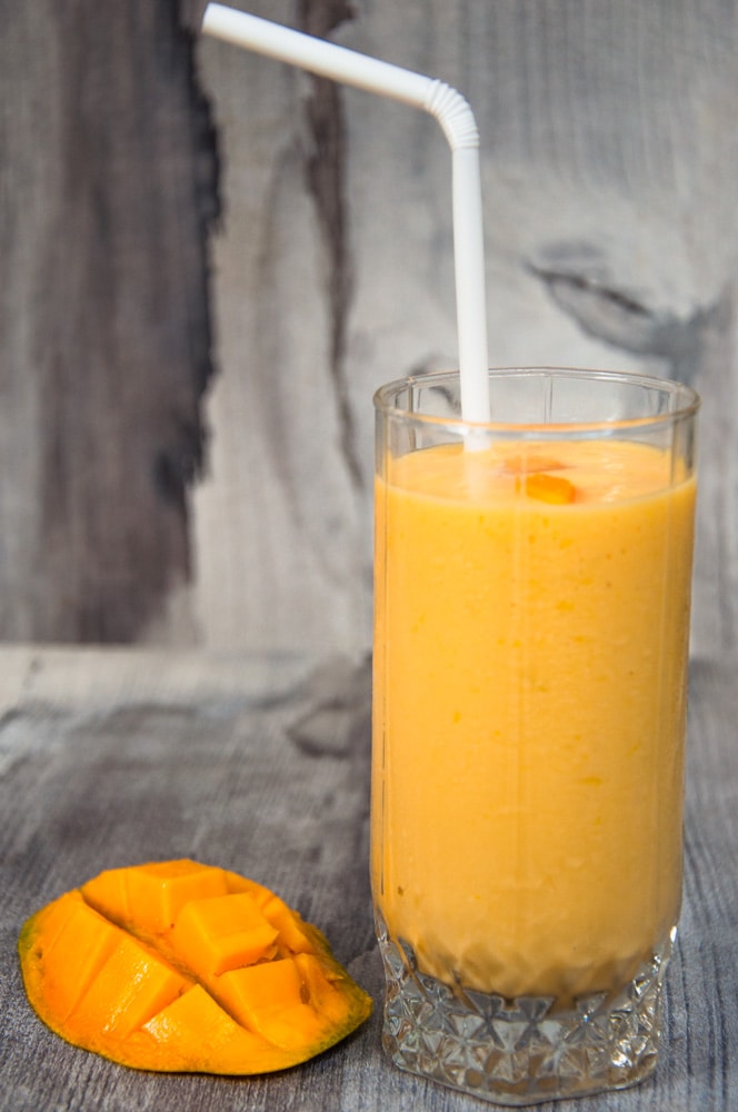 Order Mango Passion Shake food online from Ananas Cafe store, Dearborn Heights on bringmethat.com