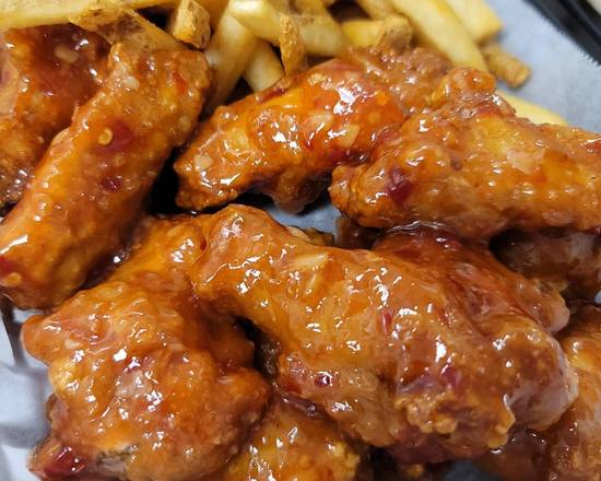 Order 5 Wings food online from Patterson Station 67 store, Statesboro on bringmethat.com