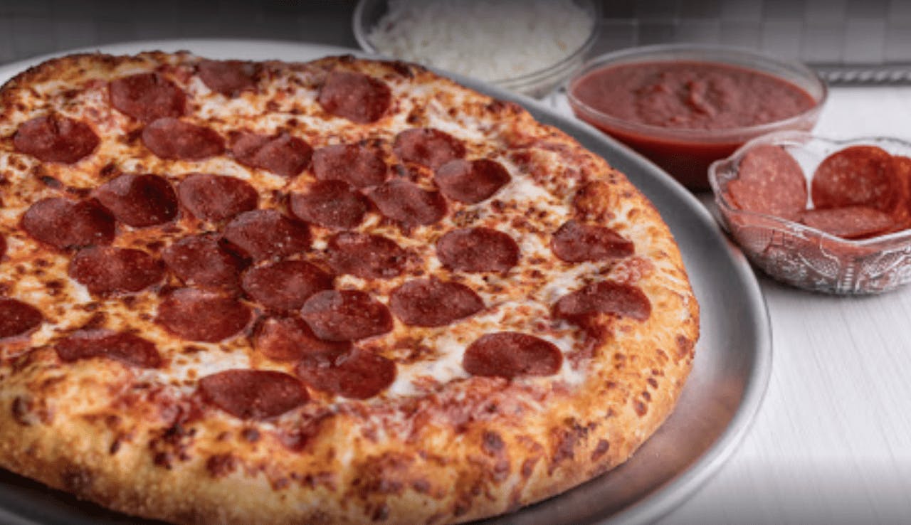 Order Pepperoni Pizza - Large 14'' (10 Slices) food online from Golden Pizza store, San Bernardino on bringmethat.com