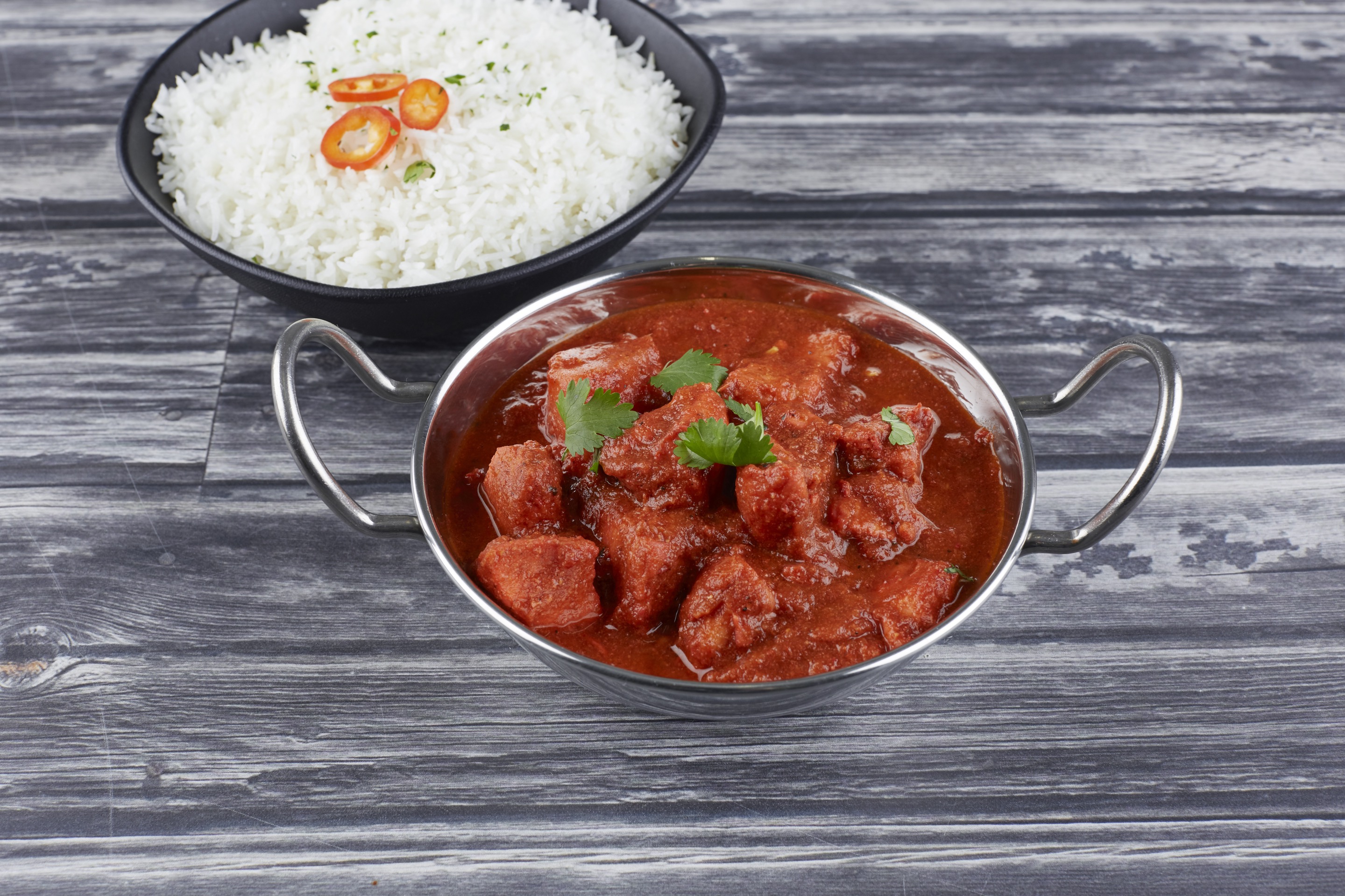 Order Chicken Vindaloo food online from Everest Curry Kitchen store, Sandy on bringmethat.com