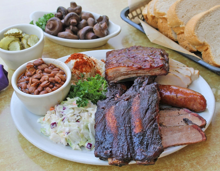 Order 5 Meat Smoke House food online from County Line On The Hill store, Austin on bringmethat.com