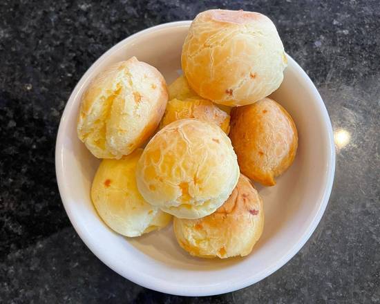 Order Cheese Bread (10 units) food online from Framingham Station store, Framingham on bringmethat.com