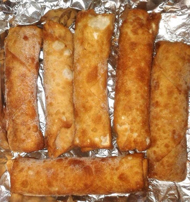 Order Egg Roll - Side food online from Best Pizza & Wings store, College Park on bringmethat.com