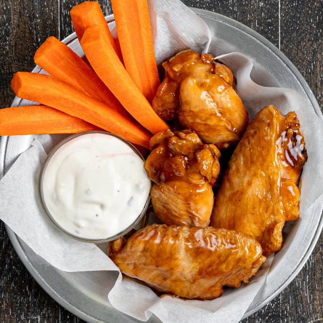 Order Lil Big Horn Wings food online from Buffalo Cafe store, Cumming on bringmethat.com