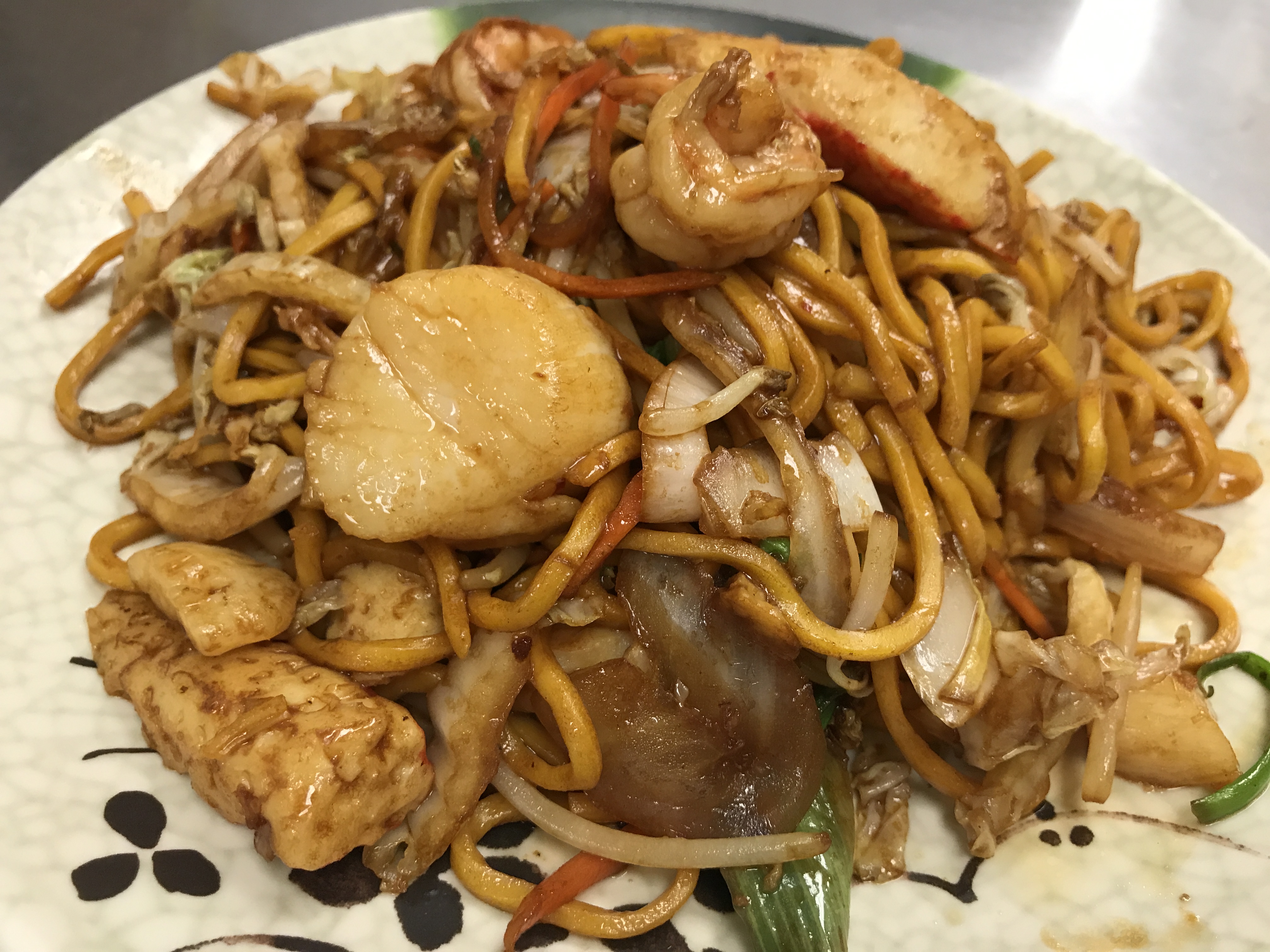 Order 46. Seafood Lo Mein food online from East China store, Waterloo on bringmethat.com
