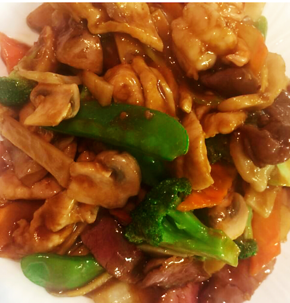 Order Szechuan Style Entree food online from Orient House Chinese Restaurant store, Madison on bringmethat.com