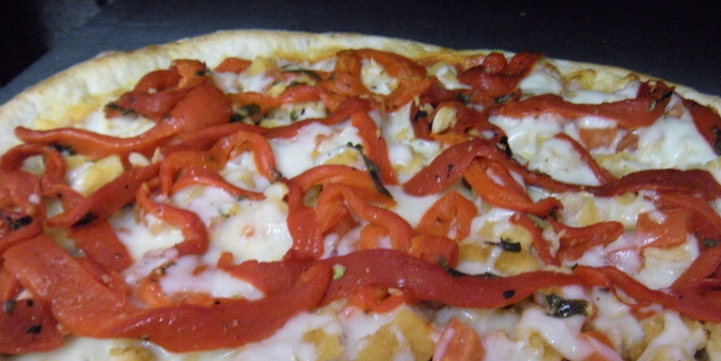 Order Chicken Peppers Pizza food online from Silvio Restaurant & Pizzeria store, Thornwood on bringmethat.com