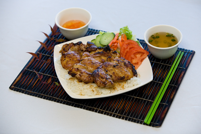 Order BBQ Chicken Rice Plate food online from Ha Long Pho Noodle House store, Honolulu on bringmethat.com