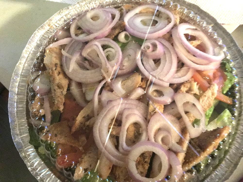 Order Grilled Chicken Salad - Salad food online from Gabys Station Pizza store, Philadelphia on bringmethat.com