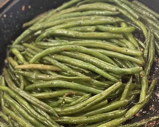 Order Sautéed green beans  food online from Rudine’s Kitchen store, Tyrone on bringmethat.com