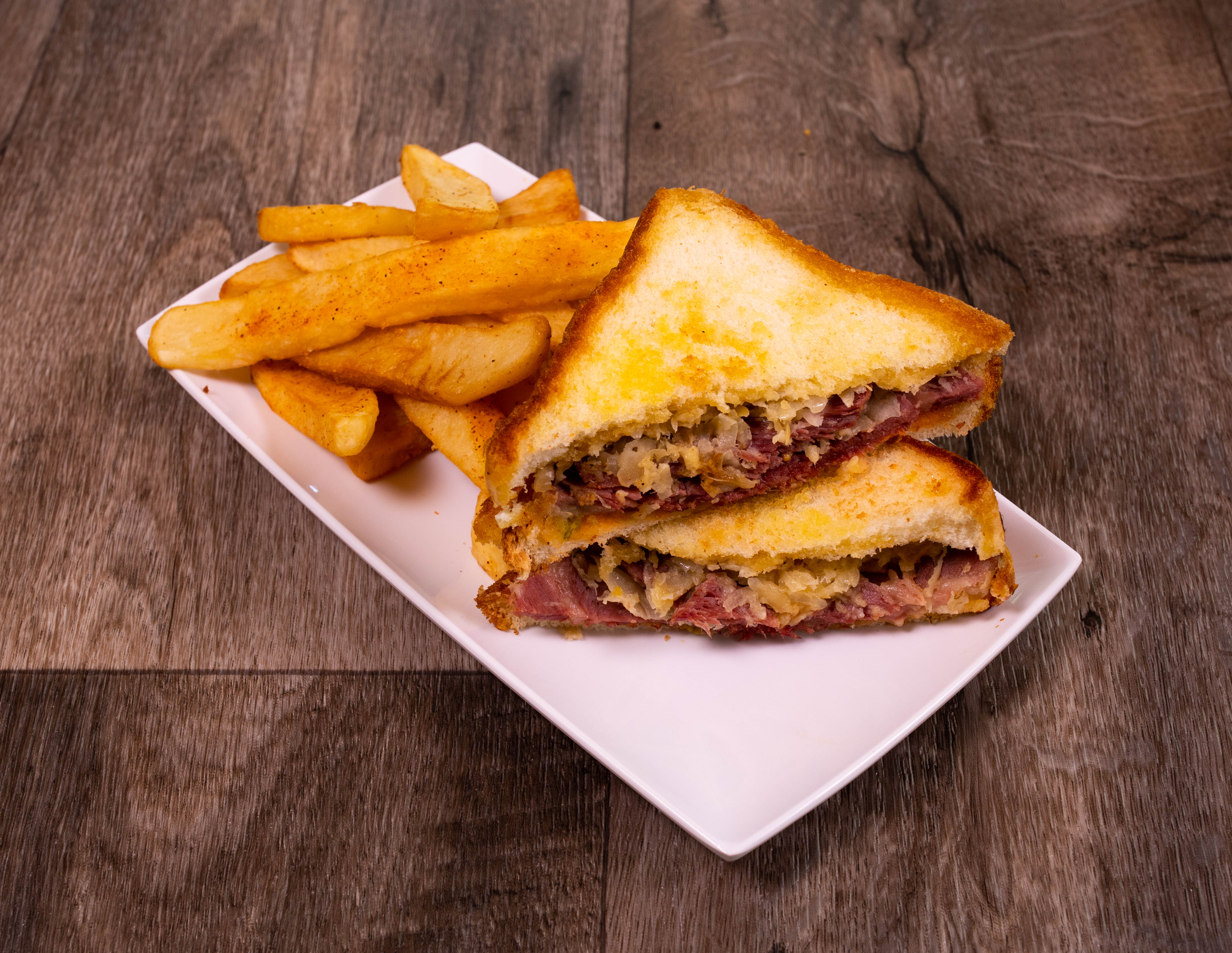 Order Reuben Sandwich food online from Soul Heaven Cafe & Catering store, Mobile on bringmethat.com