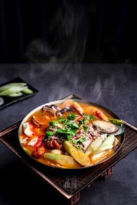 Order Thai Flavor Hot Soup food online from Tasty Pot store, Sharonville on bringmethat.com
