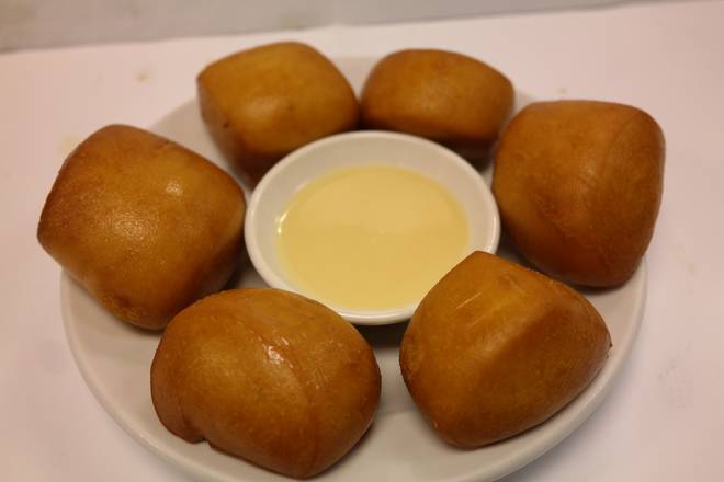 Order Fried Bun (6 pcs) (炸馒头) food online from Szechuan Gourmet store, Strongsville on bringmethat.com