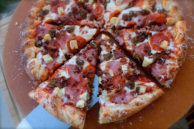 Order The Quickdraw food online from The Hub Pizza & More store, Cedar City on bringmethat.com