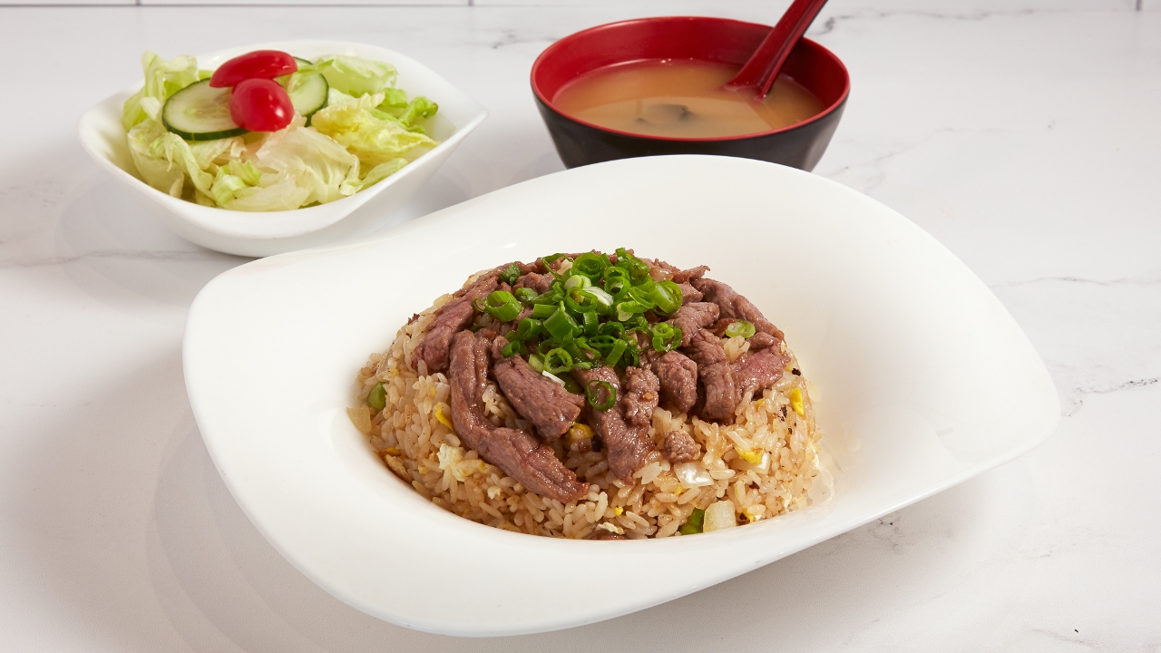 Order Beef Fried Rice food online from Yoki Japanese Restaurant store, Medford on bringmethat.com