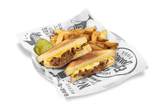 Order Smokehouse Grilled Cheese food online from Famous Dave's store, Mountainside on bringmethat.com