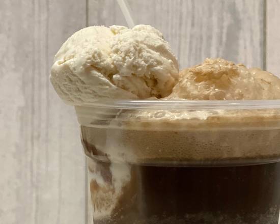 Order Root Beer Float Kit (serves up to 4) food online from J.P. Licks store, Boston on bringmethat.com
