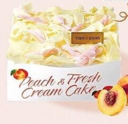 Order Peach Cream Cake #2 food online from Tous Les Jours store, Natick on bringmethat.com