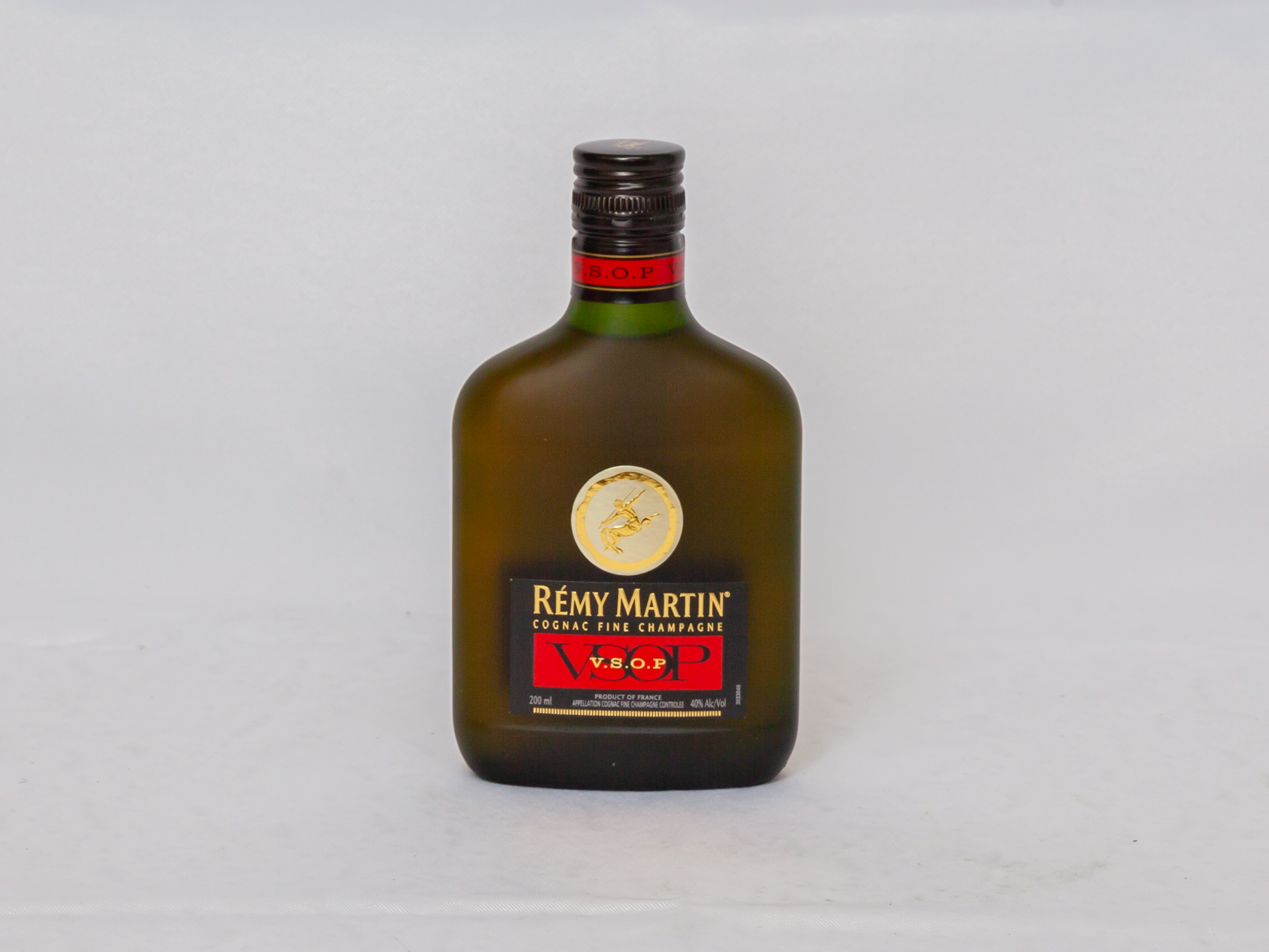 Order Remy Martin VSOP Cognac 375 mL Liquor food online from Country Club Hills Food And Liquor store, Country Club Hills on bringmethat.com