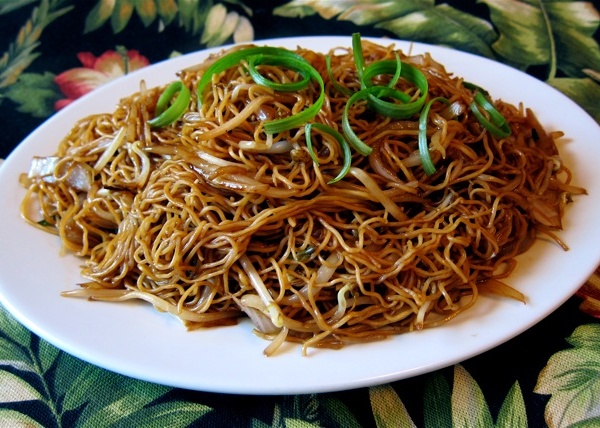Order D03. Soy Sauce Chow Mein food online from Wok Station store, San Francisco on bringmethat.com