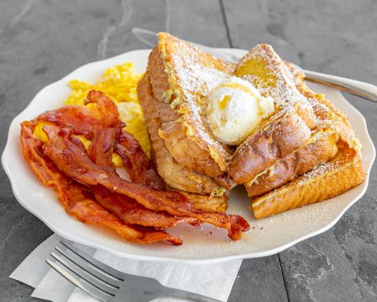 Order 3 French Toast, 3 Eggs, and 4 Bacon food online from Tam Burgers #7 store, Los Angeles on bringmethat.com