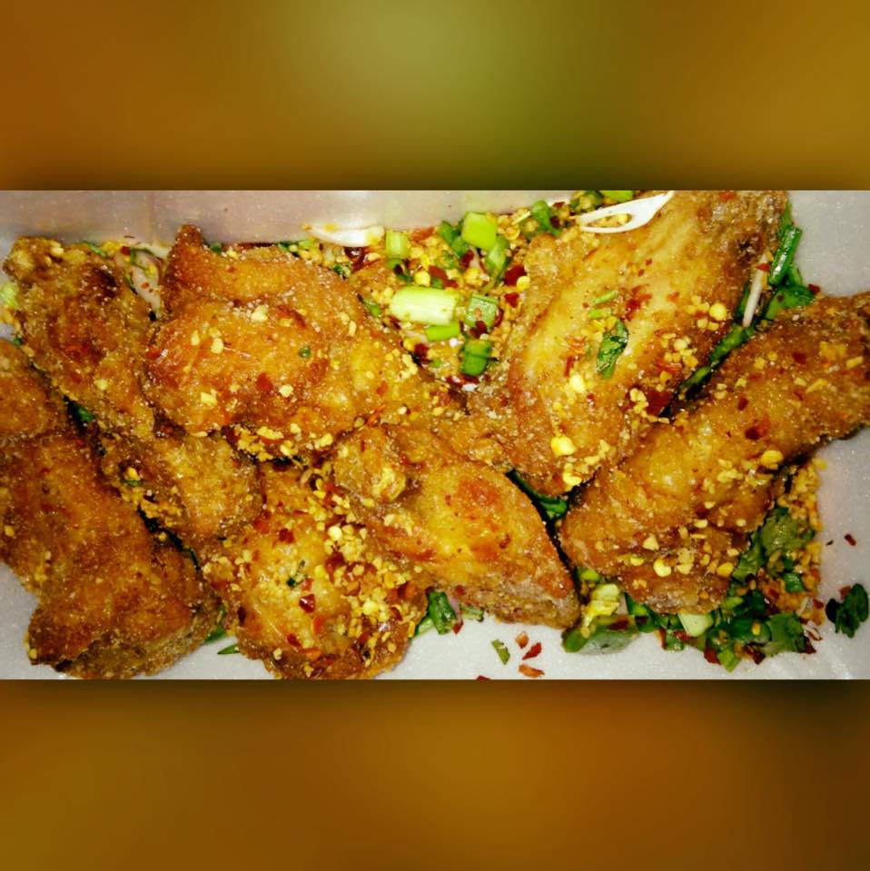 Order A5. Salt and Pepper Chicken Wings food online from Peony Asian Bistro store, Jacksonville on bringmethat.com