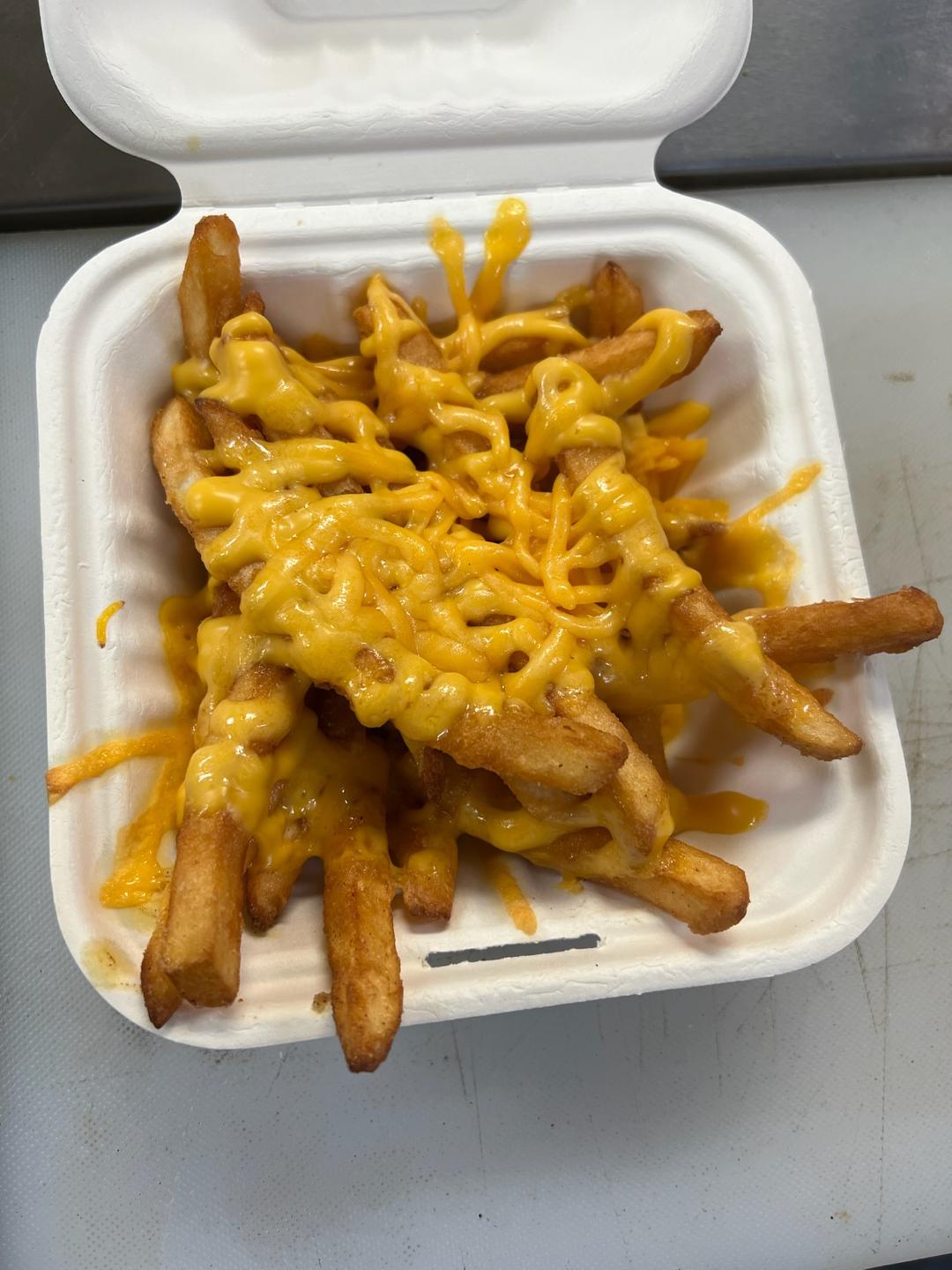 Order Cheese Fries food online from Cutting Edge Pizza & Wings store, Atlanta on bringmethat.com
