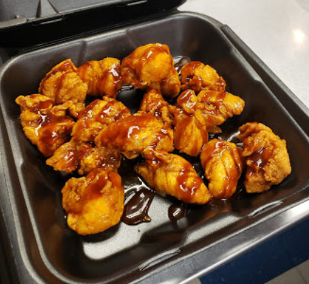 Order 8 Boneless Wings food online from Wings to Go store, West Chester on bringmethat.com
